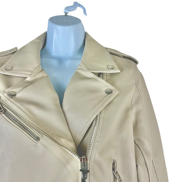 BLANKNYC NWT moto semi-fit jacket in Bone Zipper Silver Hardware - Picture 8 of 13
